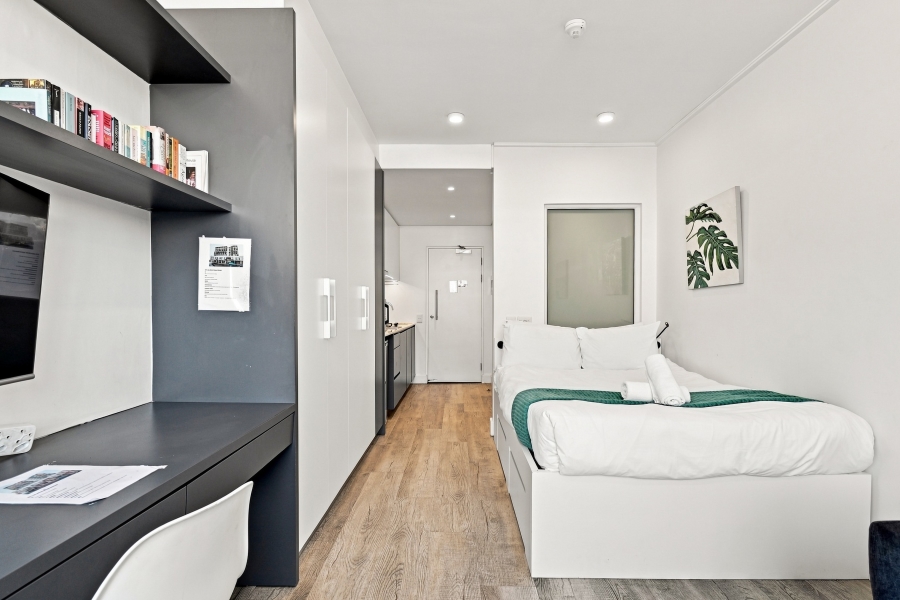 1 Bedroom Property for Sale in Woodstock Western Cape